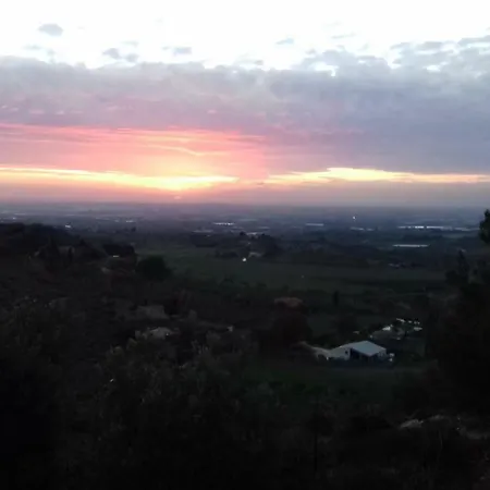 La Casa Sulla Collina بيت للعطل