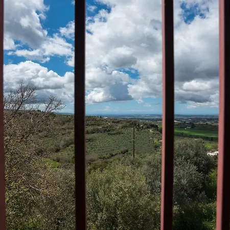 بيت للعطل La Casa Sulla Collina كيارامونتي غولفي