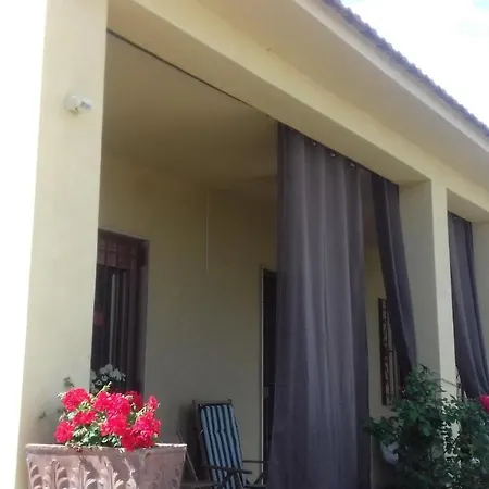 بيت للعطل La Casa Sulla Collina كيارامونتي غولفي